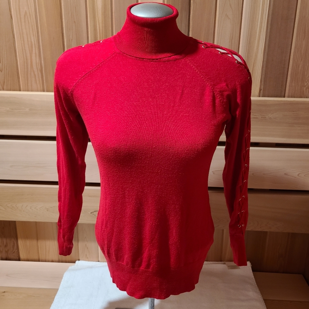 Premise studio  turtle kneck sweater long sleeve/ Sz Small